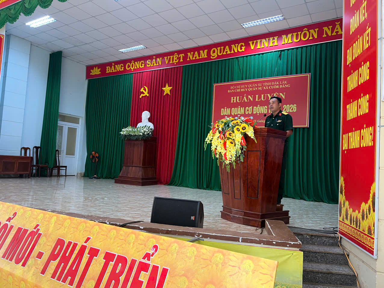 Xã Cuôr Đăng khai mạc huấn luyện dân quân cơ động năm 2026