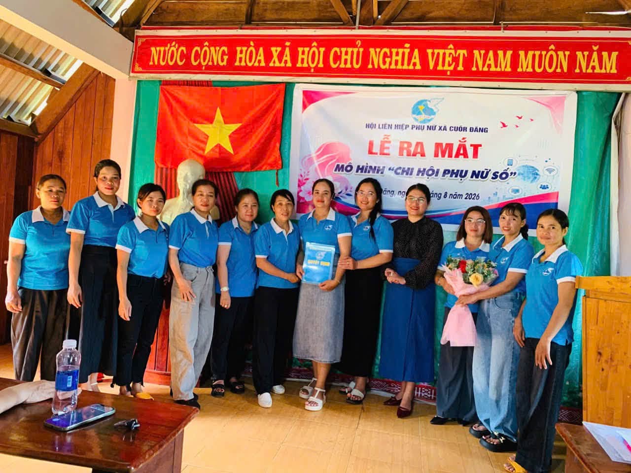 Hội Liên hiệp Phụ nữ (LHPN) xã Cuôr Đăng tổ chức Lễ ra mắt mô hình "Chi hội số" tại buôn Kroa B
