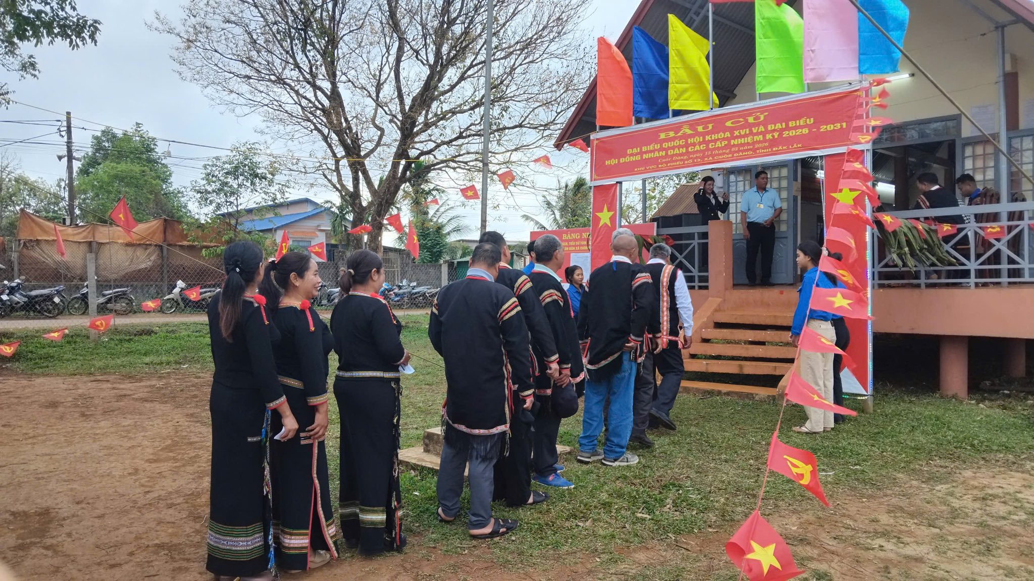 Cử tri xã Cuôr Đăng phấn khởi tham gia bầu cử đại biểu Quốc hội khóa XVI và đại biểu HĐND các cấp, nhiệm kỳ 2026-2031